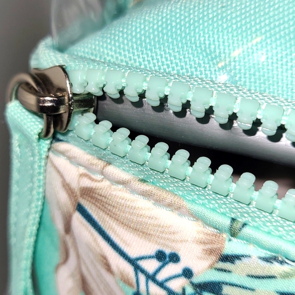 No Boundaries Aqua Verde Hawaiian Beach Zip Insulated Bottom Large Tote Bag NWT - Picture 8 of 17